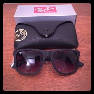 Ray Ban “Justin” model sunglasses